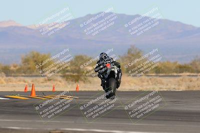 media/Jan-22-2023-CVMA (Sun) [[66d43cdebf]]/Race 11 Stock 1000 Shootout/